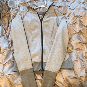 Lululemon sweatshirt